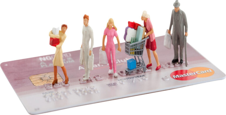 한 달 카드값 줄이려면 어디서부터 줄여야 할까?